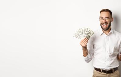 ¿Qué es un anticipo de efectivo, debería obtener uno?